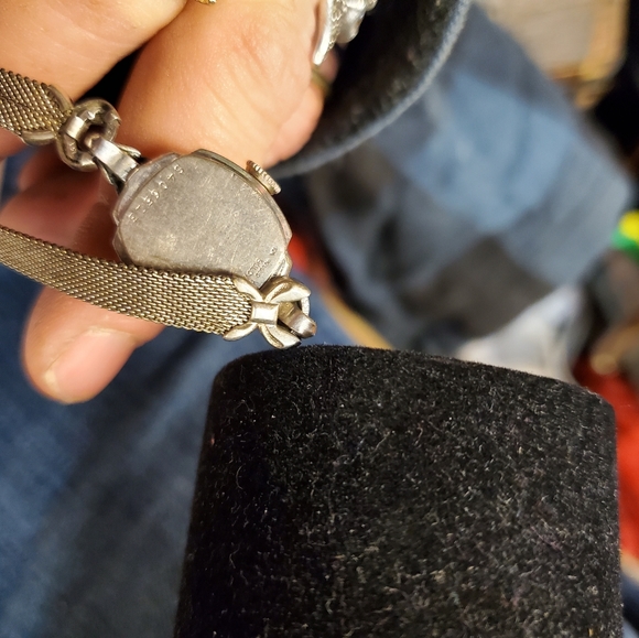 Bulova 10k - Picture 3 of 5